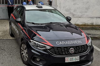 Danni a piante e terreni in area protetta del Biellese, denunciato allevatore